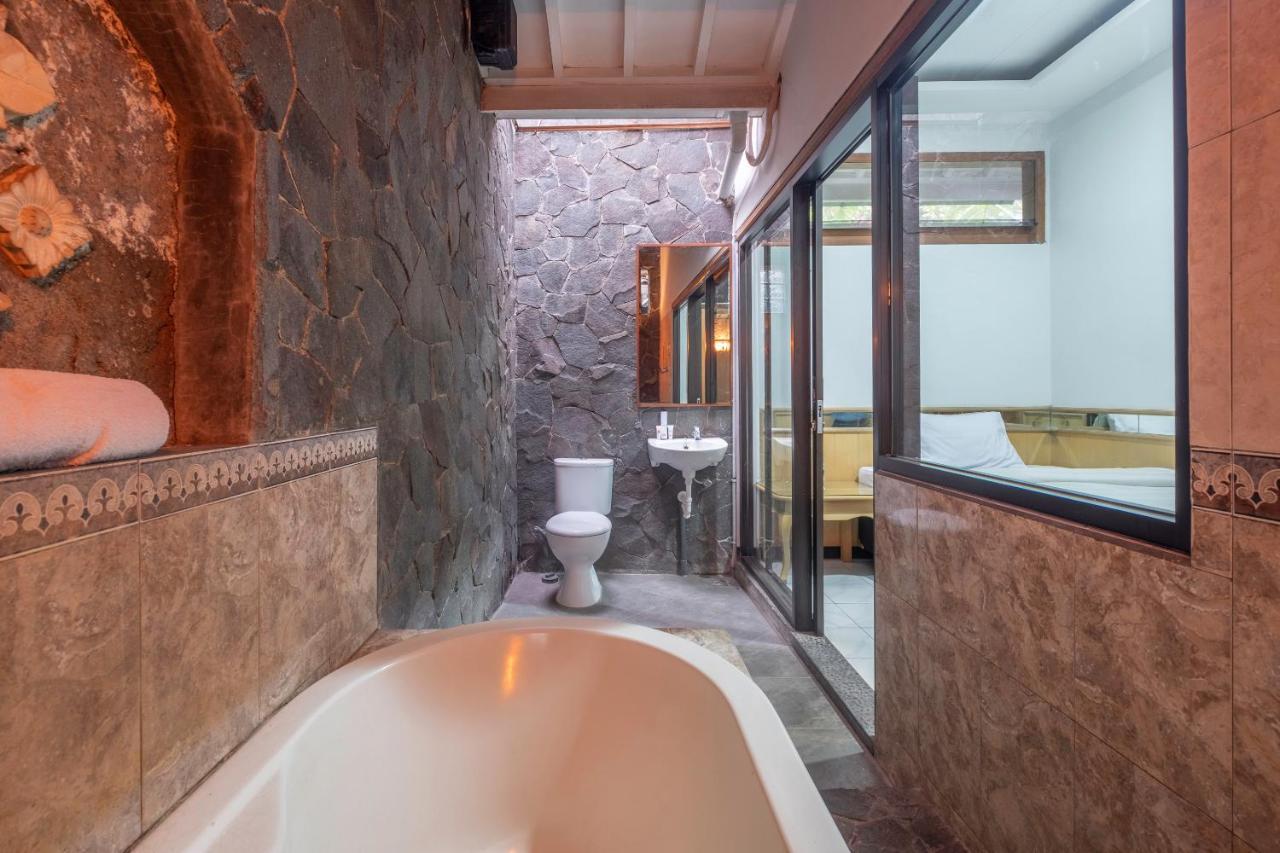 Imelda Residence Setrasari RedPartner Bandung Esterno foto