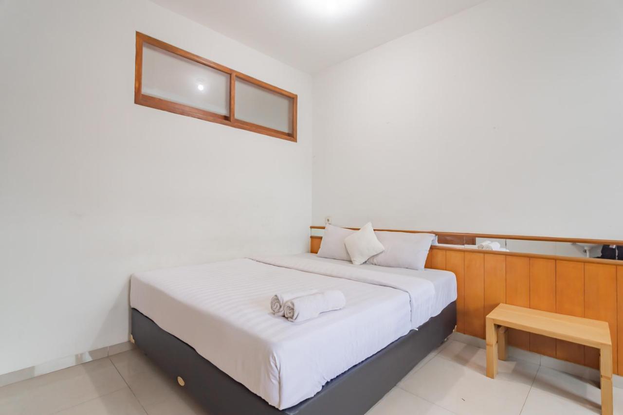 Imelda Residence Setrasari RedPartner Bandung Esterno foto