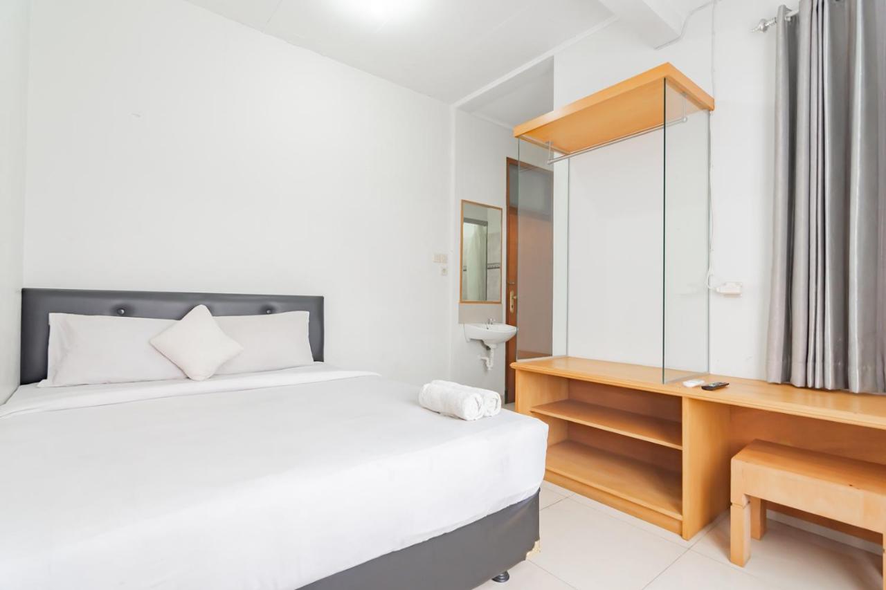 Imelda Residence Setrasari RedPartner Bandung Esterno foto