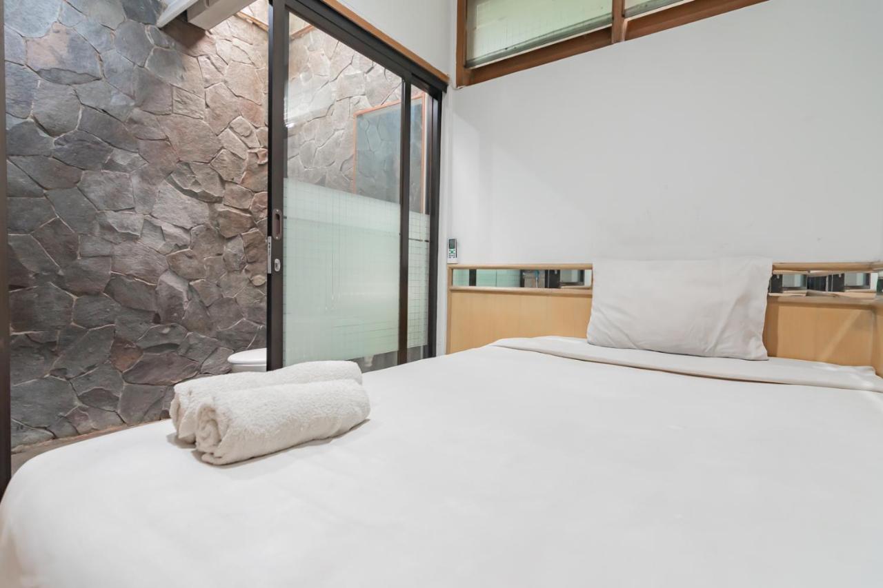 Imelda Residence Setrasari RedPartner Bandung Esterno foto